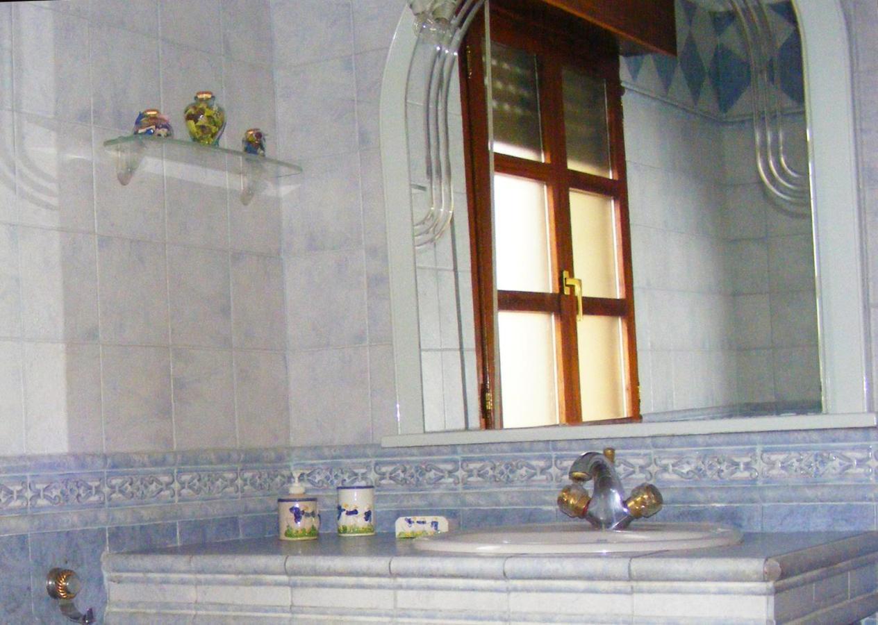Casa Antuna Lecenes Castiello Luaran gambar